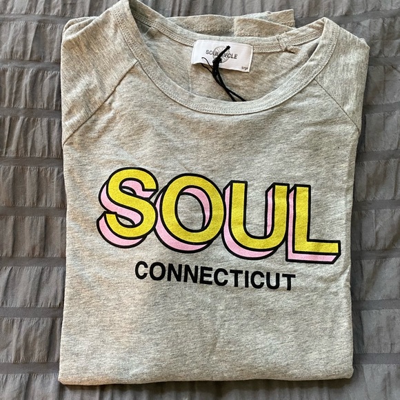 NWT SoulCycle Connecticut Long Sleeve/ Size Large - Picture 9 of 9